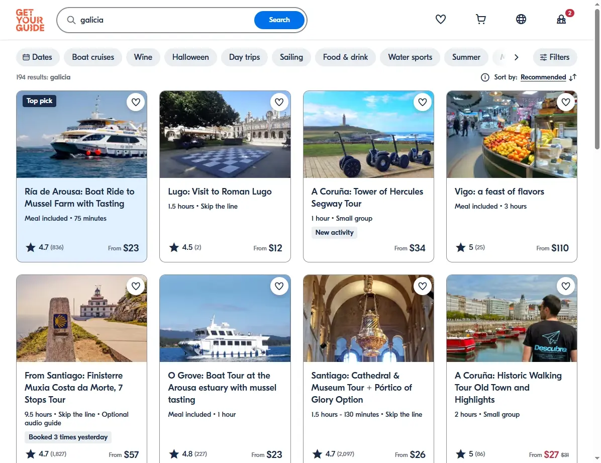 Captura de pantalla de la página web mostrando ofertas de actividades y tours en Galicia.